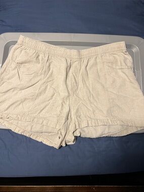Old Navy Women's Light Beige High-Waist Casual Shorts